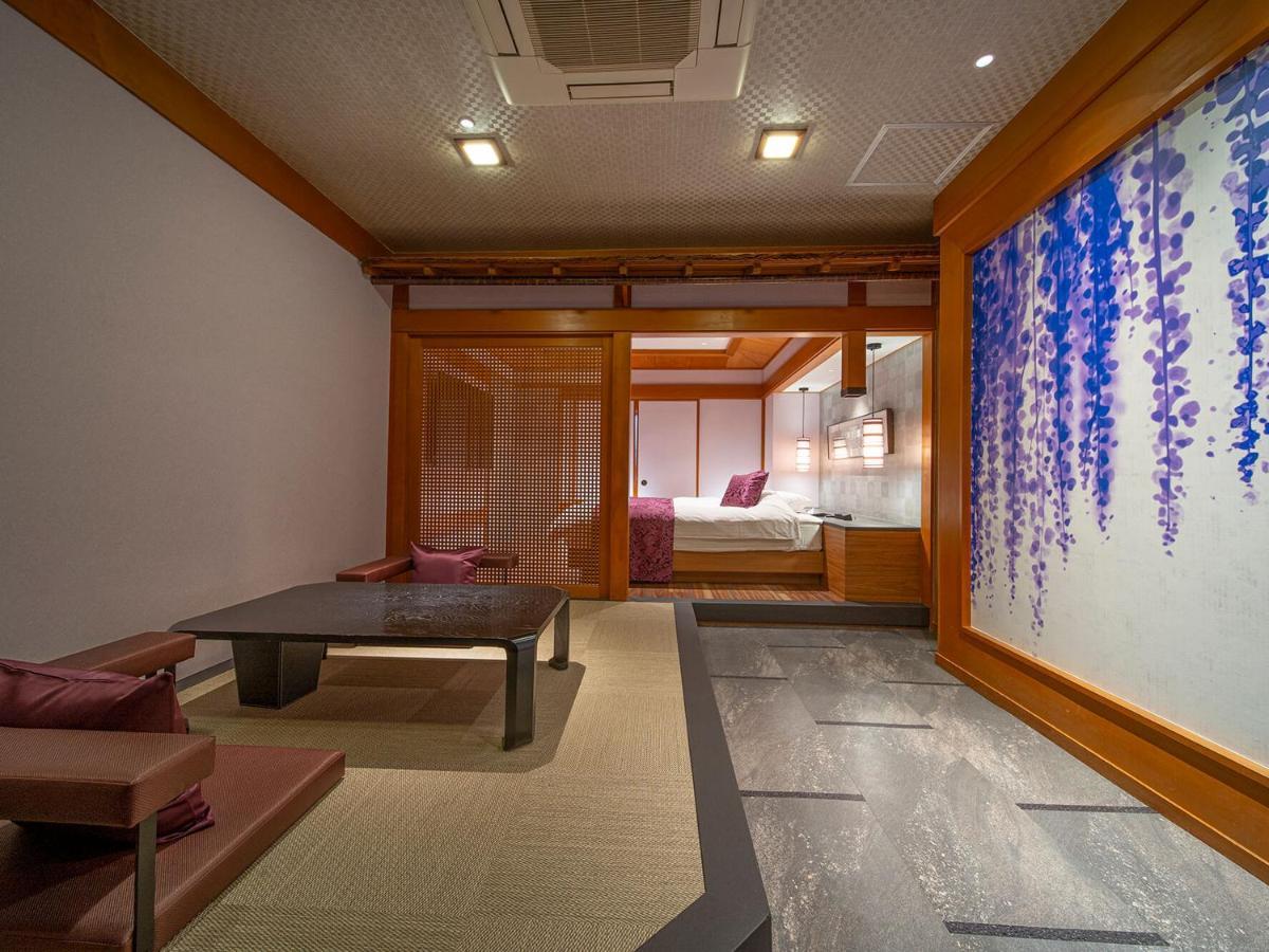 Hotel U'S Kouroen (Adults Only) Nishinomiya Ngoại thất bức ảnh