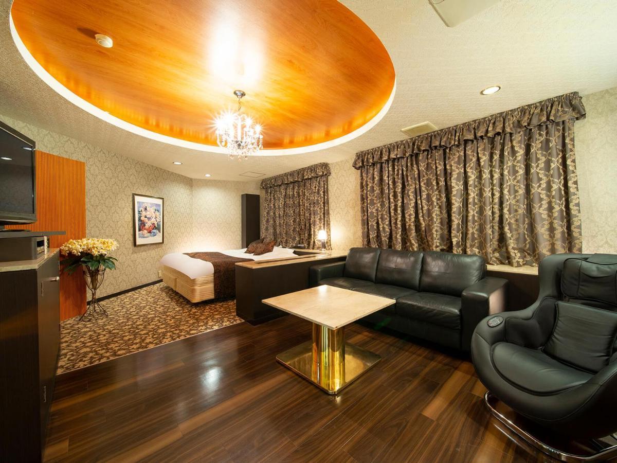 Hotel U'S Kouroen (Adults Only) Nishinomiya Ngoại thất bức ảnh