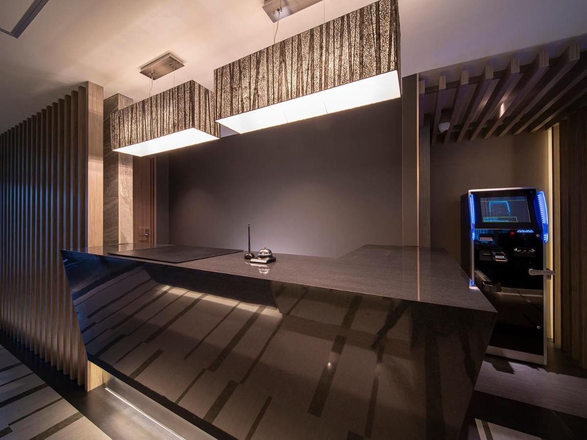 Hotel U'S Kouroen (Adults Only) Nishinomiya Ngoại thất bức ảnh