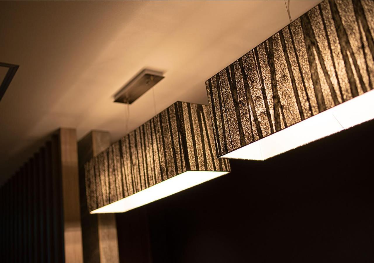 Hotel U'S Kouroen (Adults Only) Nishinomiya Ngoại thất bức ảnh