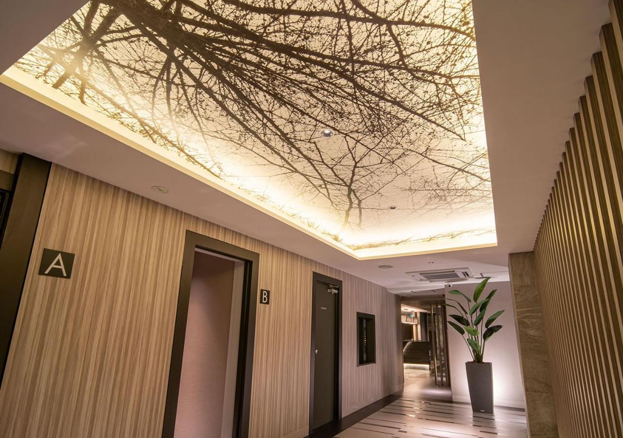 Hotel U'S Kouroen (Adults Only) Nishinomiya Ngoại thất bức ảnh
